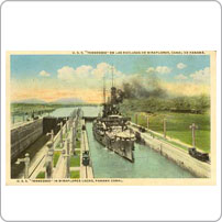 Barco USS Tennessee en el Canal de Panamá