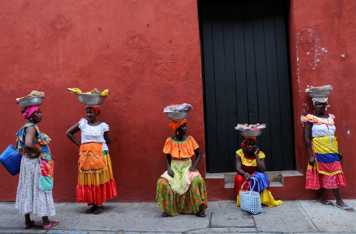 Un homenaje a las mujeres afro: I-dentidad/I-identity/Eye-dentity: retratos de mujeres afrocolombianas para el Bicentenario 