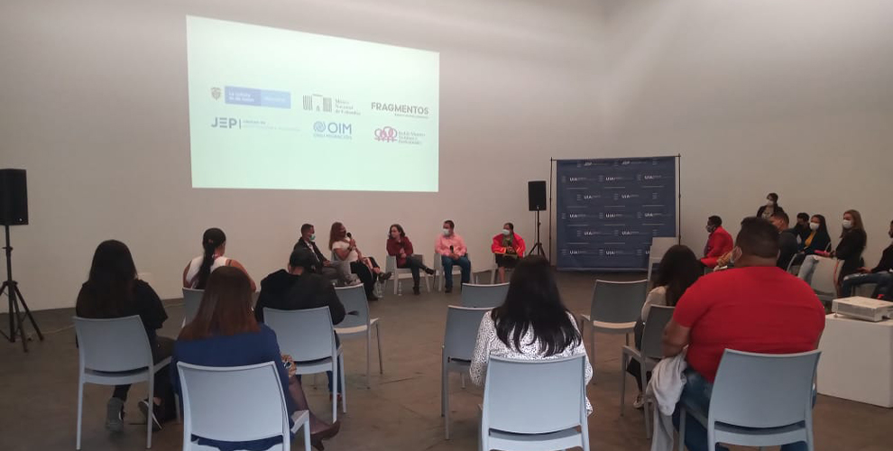 En Fragmentos se realizó un encuentro sobre identidades, violencia sexual y construcción de paz