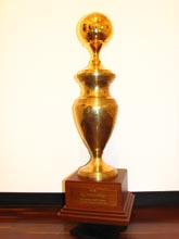 trofeo que recibió Luz Marina Zuluaga